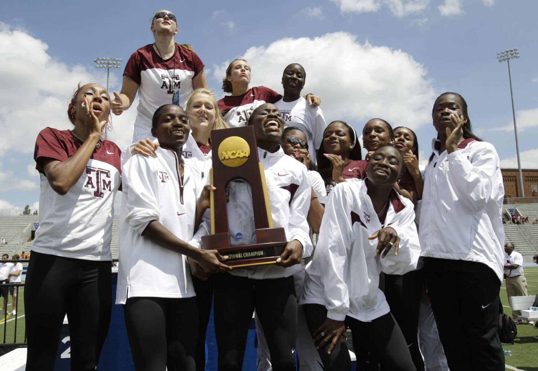 2011: Texas A&M sweeps men’s, women’s titles at NCAA outdoor championships